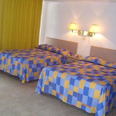 Caleta Hotel Acapulco Exterior photo