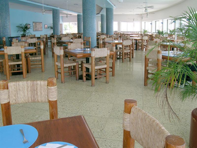 Caleta Hotel Acapulco Exterior photo